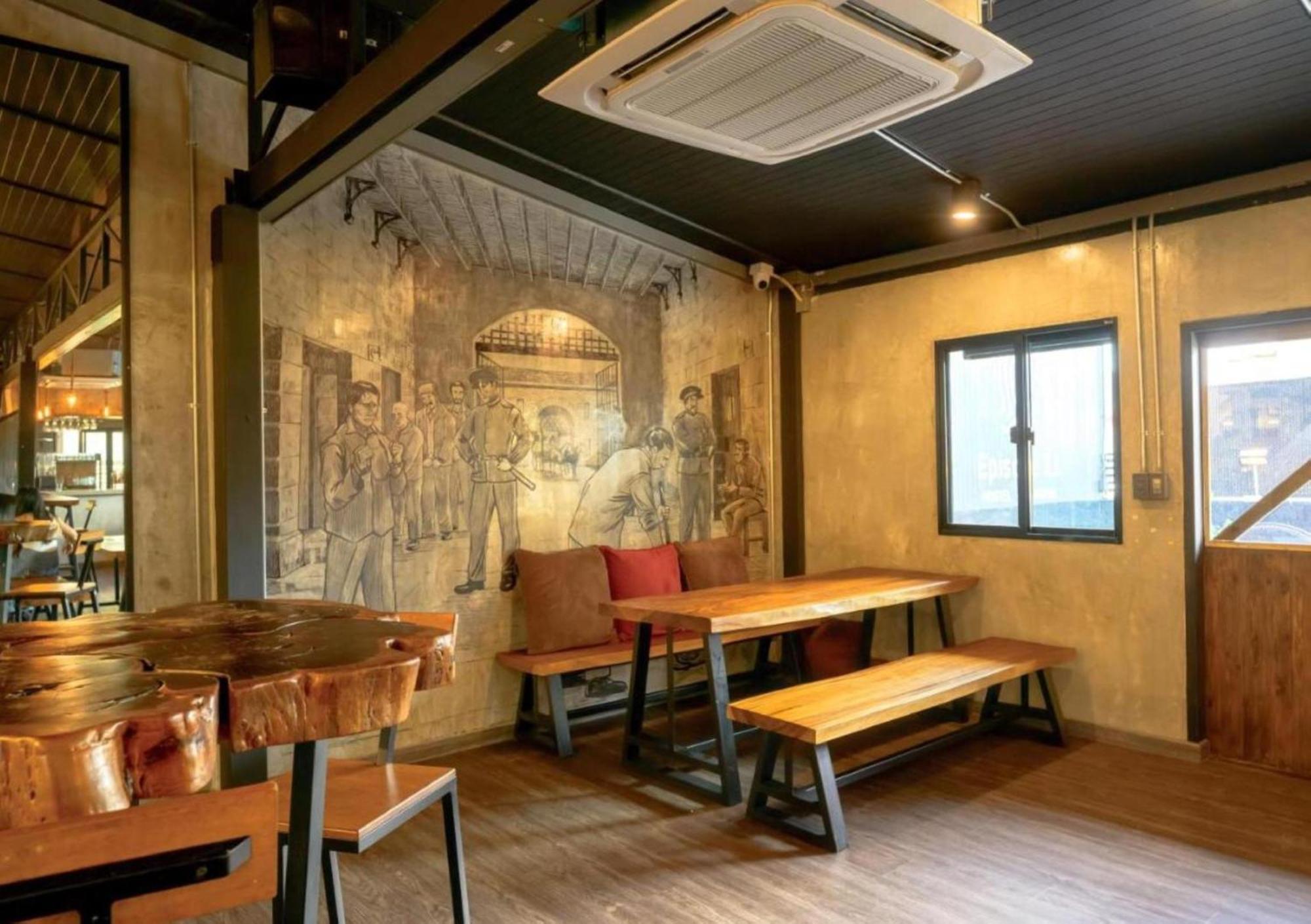 RedDoorz Episode 11 Hostel Sukhumvit Bangkok Exterior foto